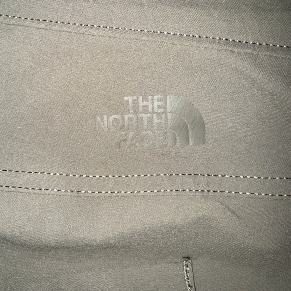 The North Face | Women's Green Hiking Pants | XL - Picture 7 of 8